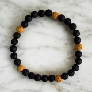 Pulsera de lava con amarillo
