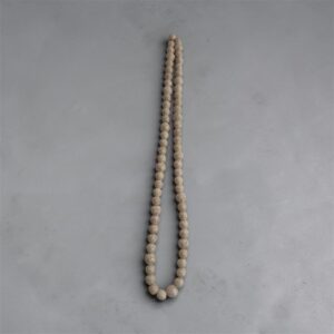 Collar largo de haulita beige